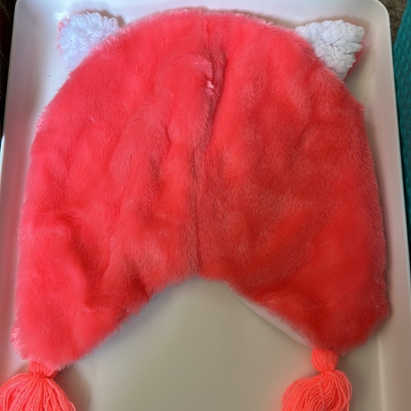Winter Cap with a Coral colored fox EUC - Picture 3 of 5